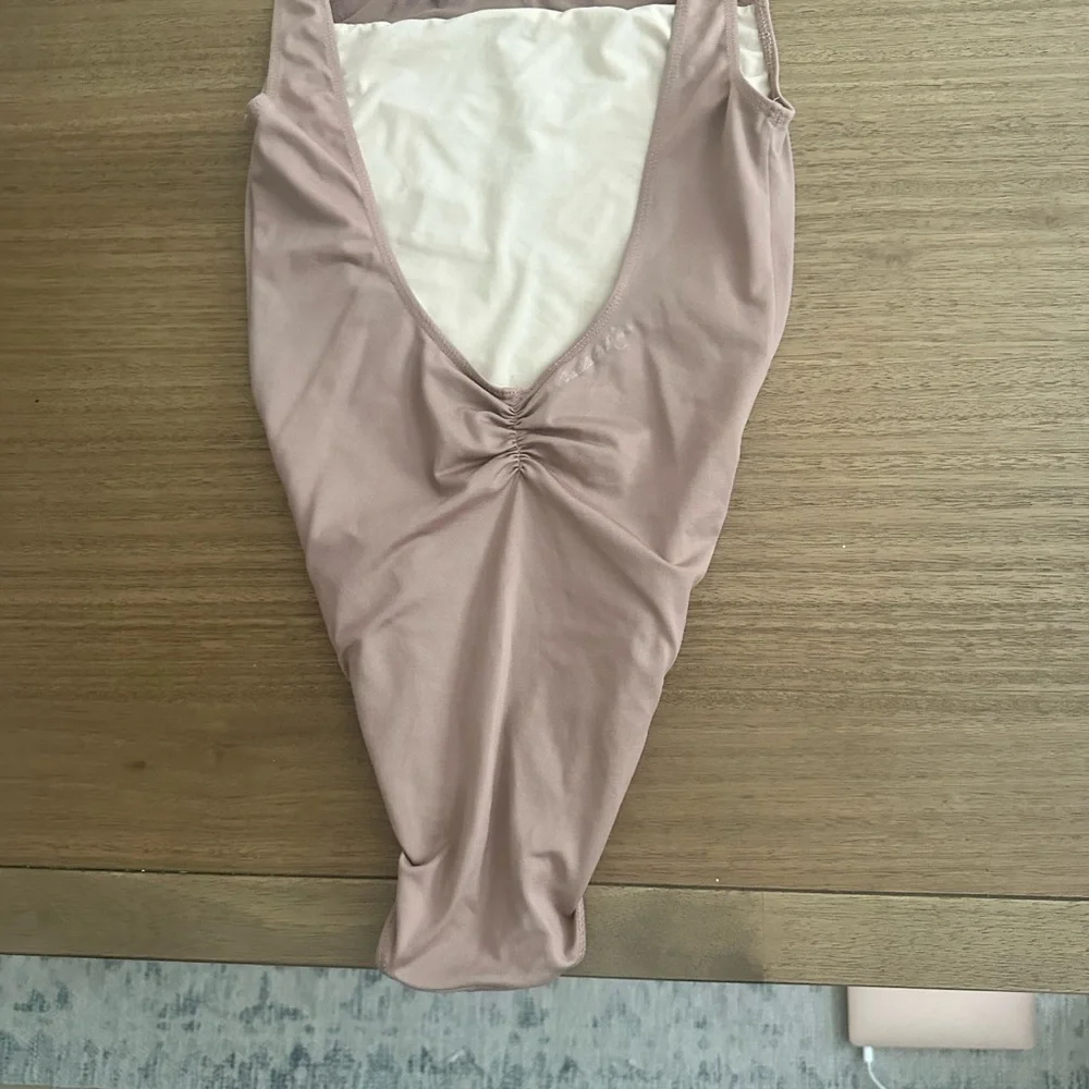 Ballet Rosa Leotard - Picture 2 of 2